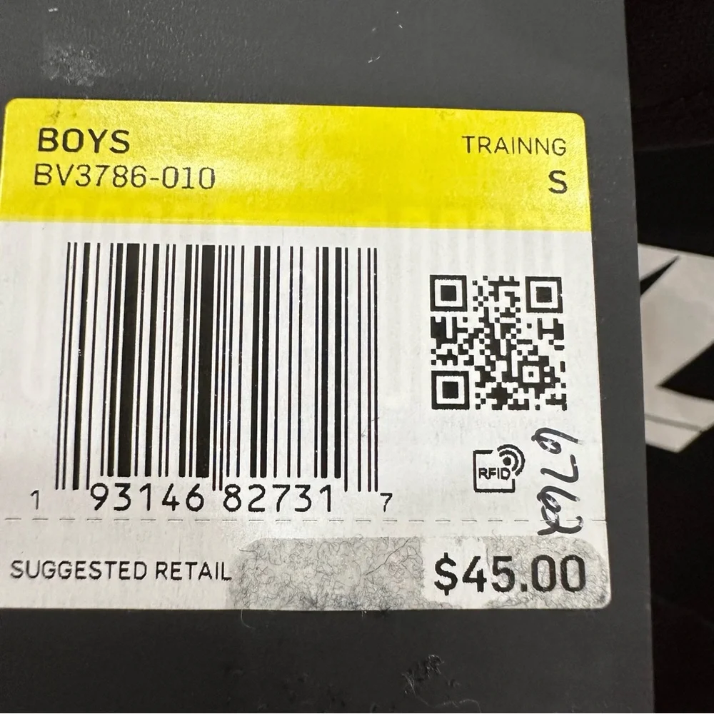 Boys Black Nike Therma Sweatshirt Hoodie